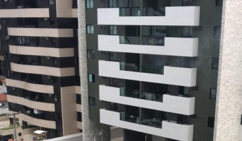 Apartamento pega fogo na Ponta Verde
