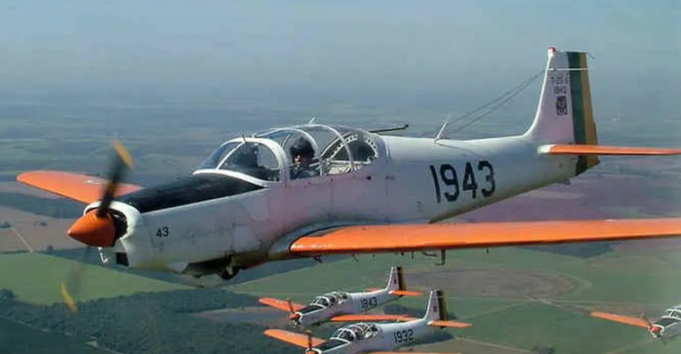 Avião da FAB desaparece após perder sinal na Grande Florianópolis |  Nacional - Notícias - Jornal Extra de Alagoas