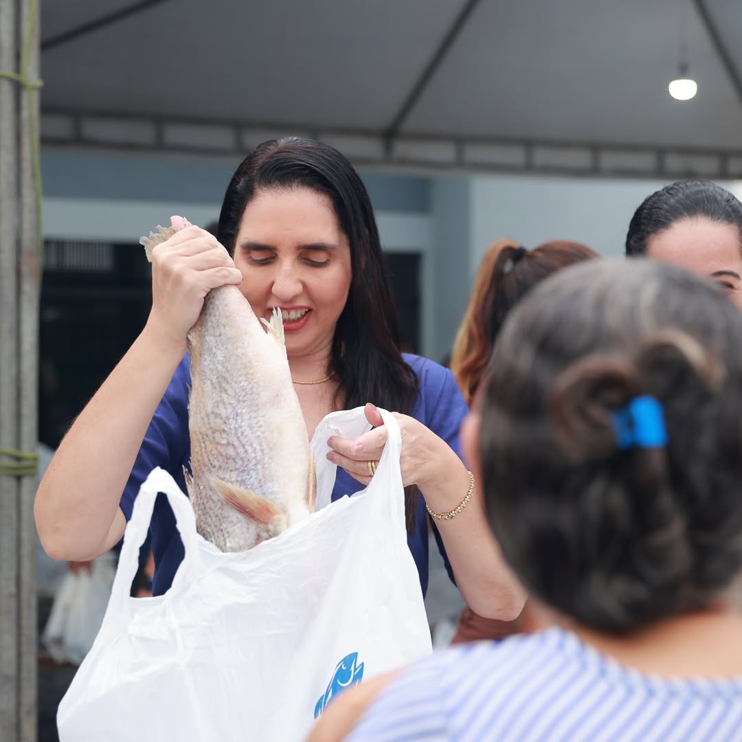 A prefeita Pauline Pereira