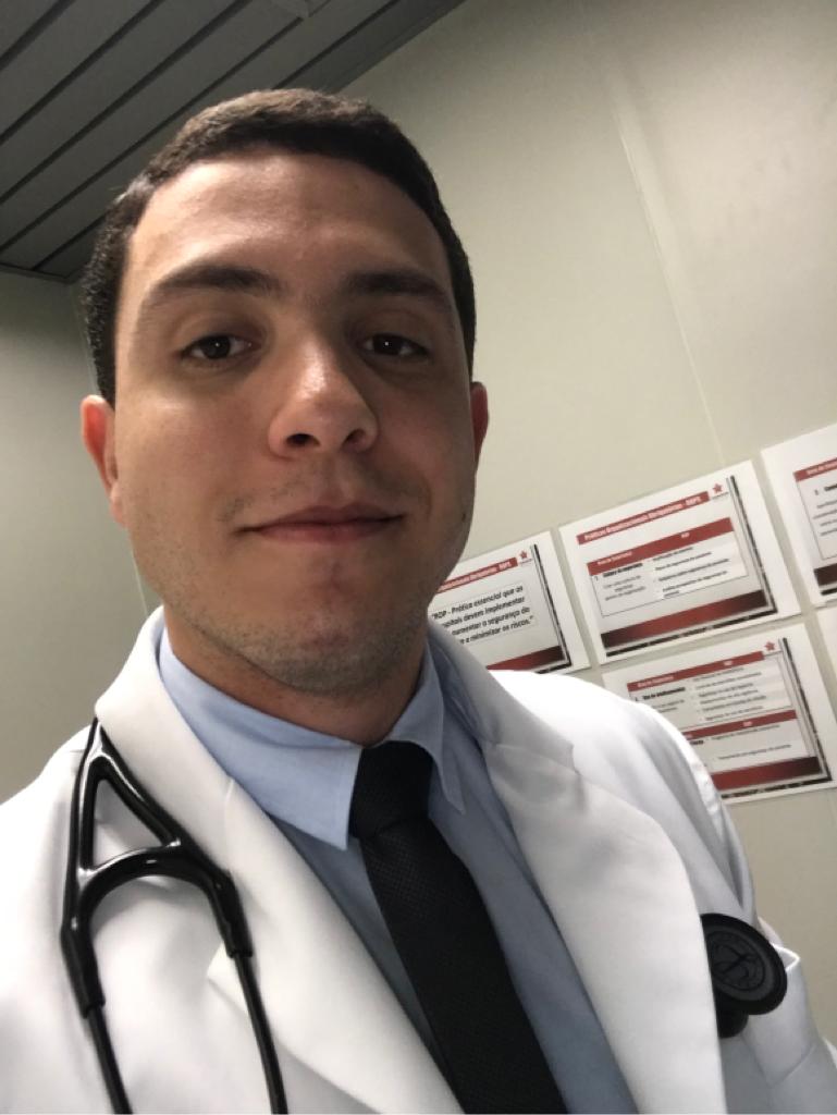 O médico neurologista, Matheus Pires